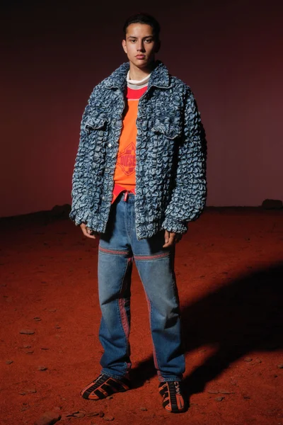 Look 65